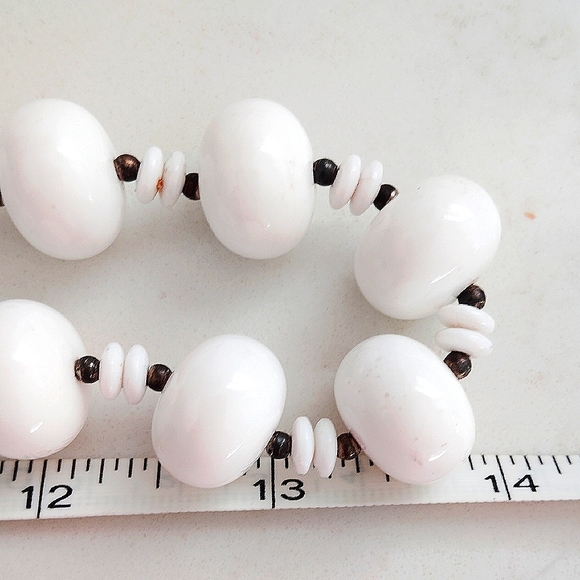 White Lucife Beaded Necklace Elegant Jewelry - Picture 5 of 5